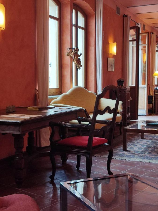 Foresteria Ristorante Conti Roero Monticello d'Alba Екстер'єр фото