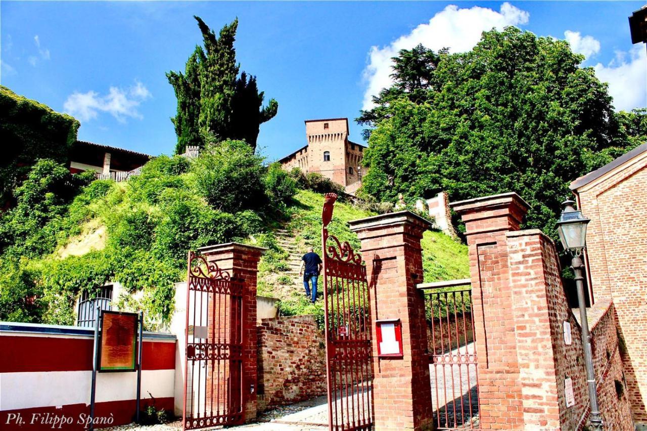 Foresteria Ristorante Conti Roero Monticello d'Alba Екстер'єр фото